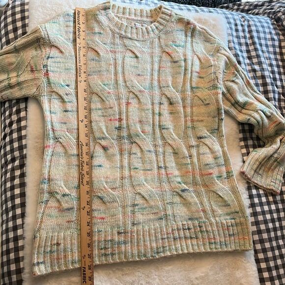 New! American Eagle AE Whoa So Soft Cable Knit Sweater Cozy & Colorful Size M - Picture 15 of 16